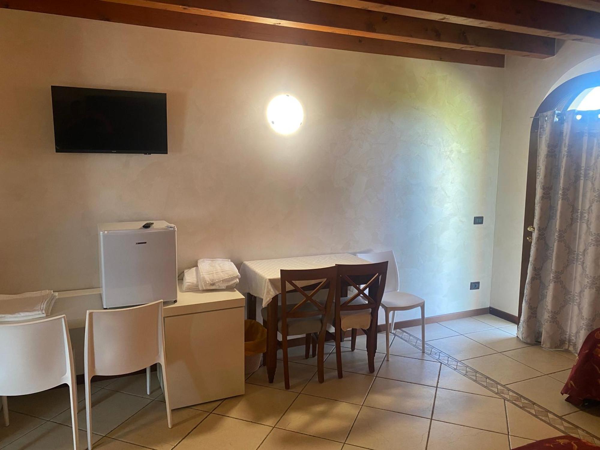 Albergo Le Piante Manerba del Garda Εξωτερικό φωτογραφία