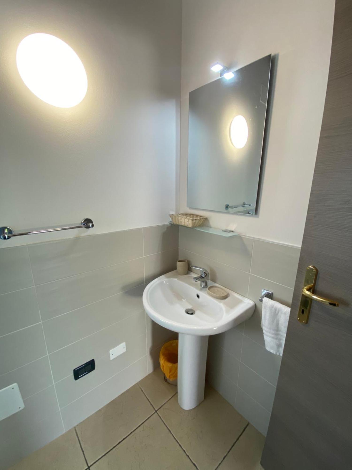 Albergo Le Piante Manerba del Garda Εξωτερικό φωτογραφία