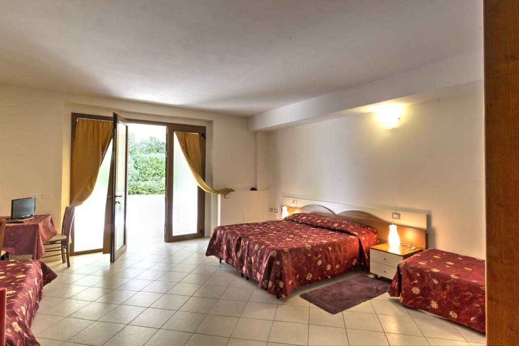 Albergo Le Piante Manerba del Garda Εξωτερικό φωτογραφία